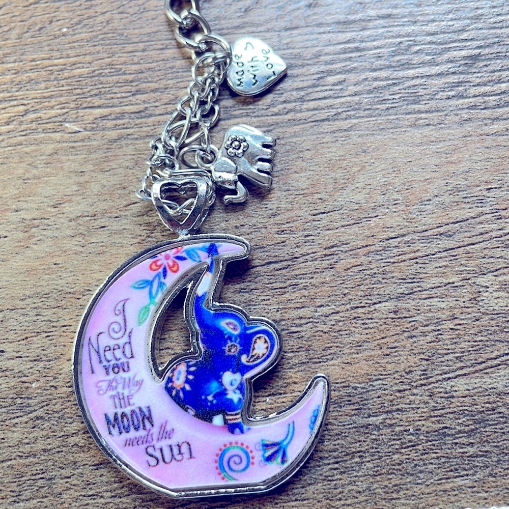 “ I need you the way the moon needs the sun “ keychain